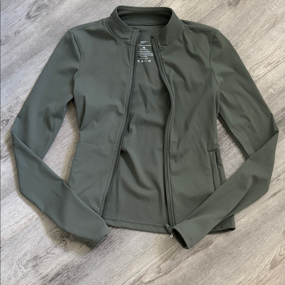 SET Active Women's Utility Jacket in Dark green/Gray NWT no tag